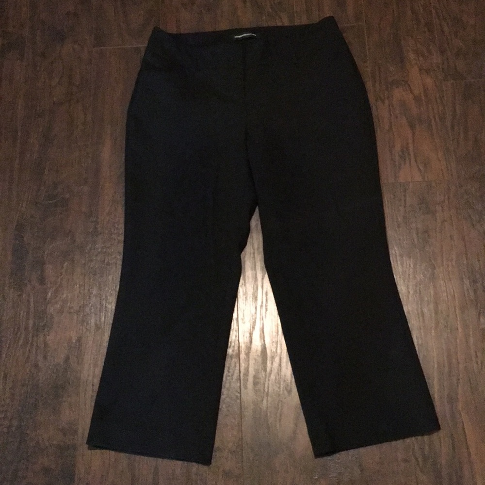 Express Black Capri Dress Pants